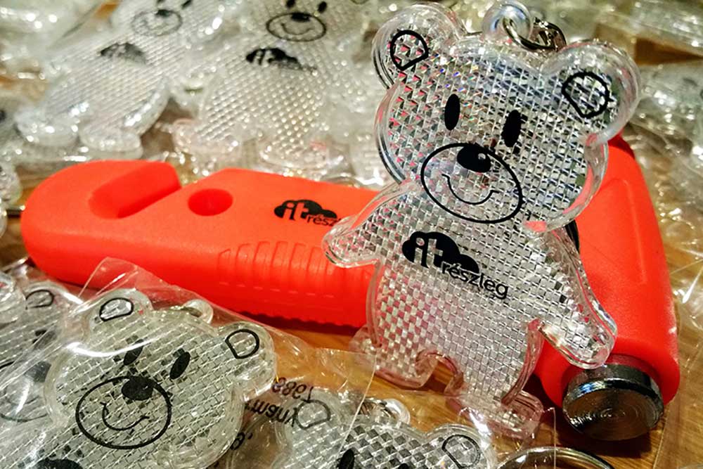 szóróajándék, prémium reklámajándék, tamponnyomás, céges ajándék, kkv, marketing, pr