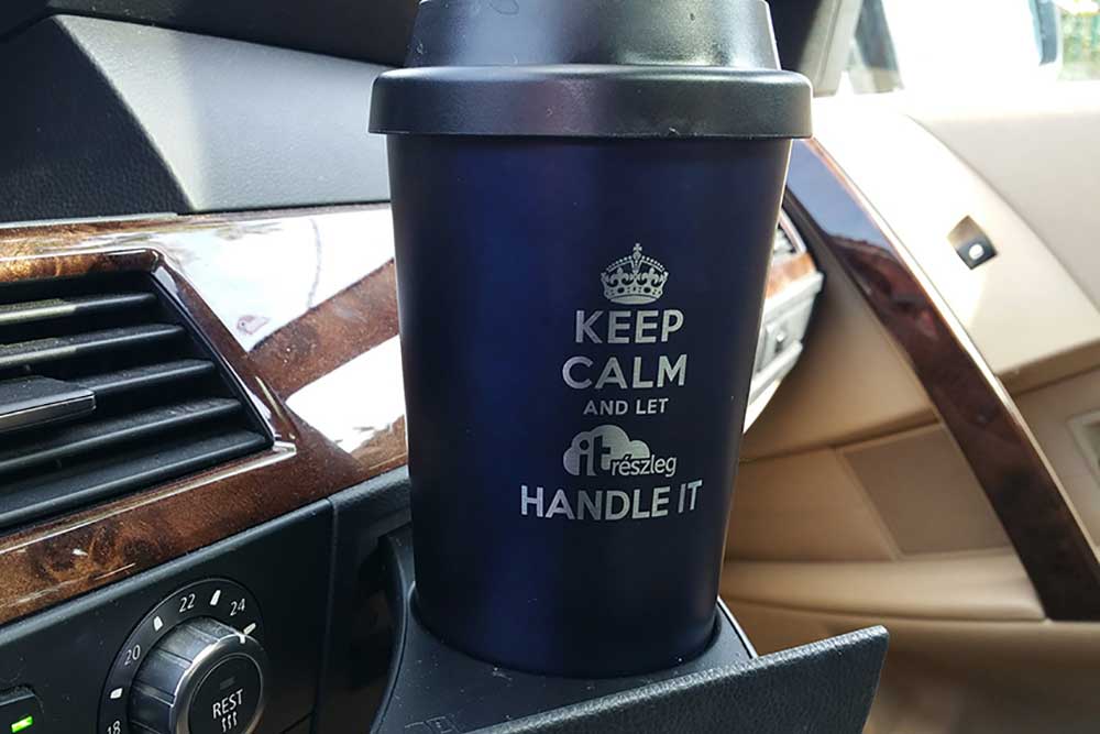 termoszbögre, gravírozás, prémium reklámajándék